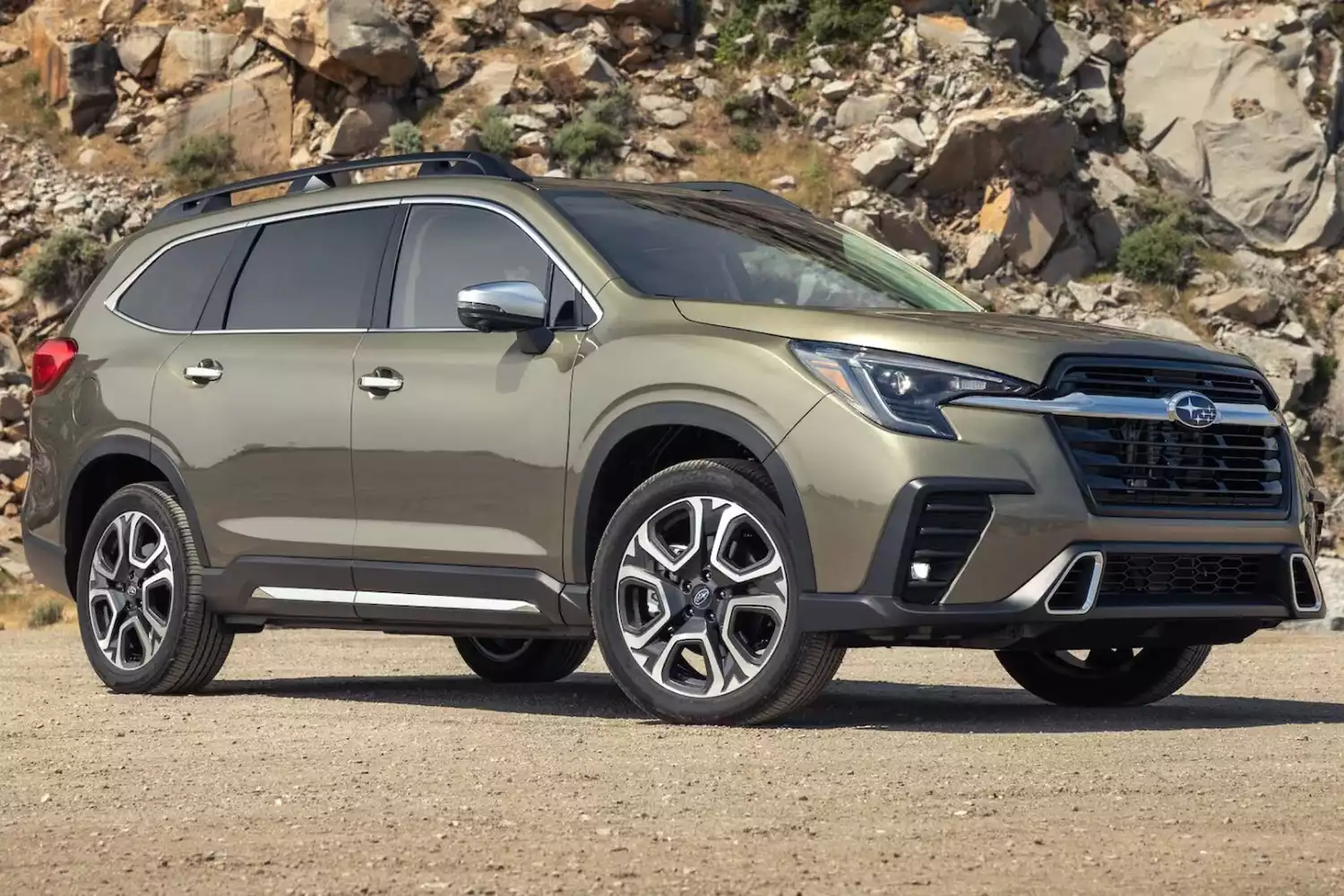 Subaru Ascent rear storage